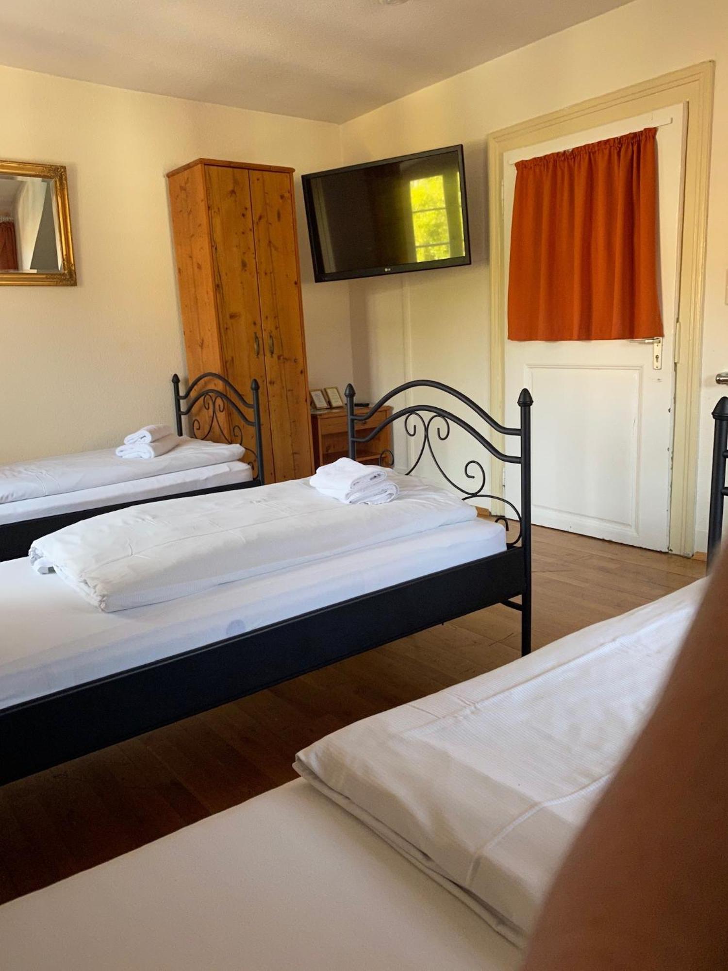 Hotel Gasthaus Schuetzen Фрайбург Номер фото